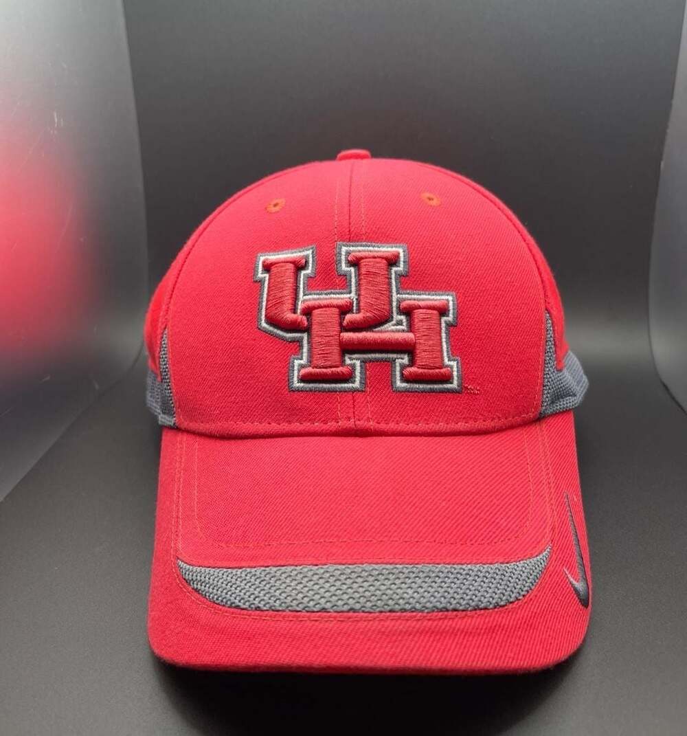 Nike University of Houston Cougars Red Mesh Adjustable Hat One Size Fits All
